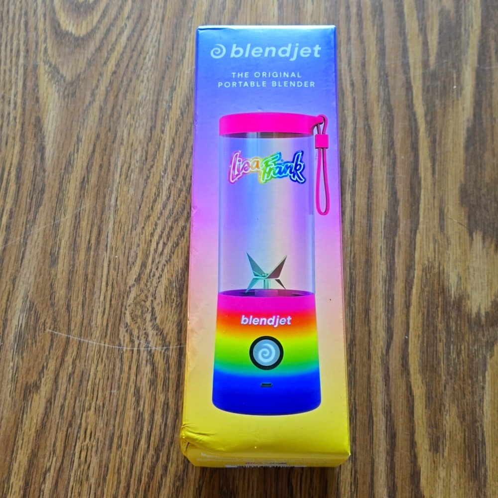 Brand new Lisa frank blendjet rainbow